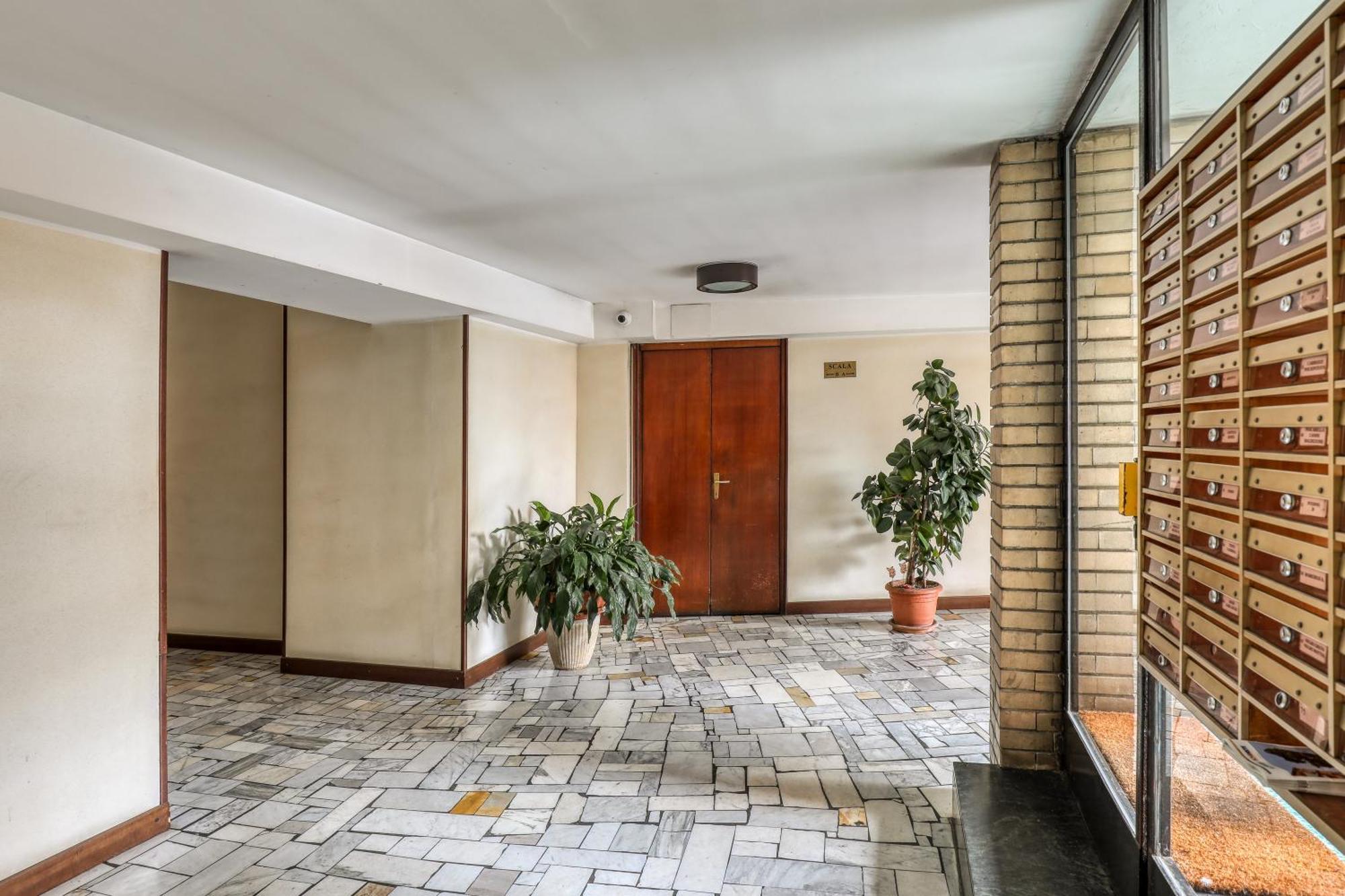 Suite Angolo Alla Stazione - Appartamento Con Terrazzo Panoramico ปาเวีย ภายนอก รูปภาพ